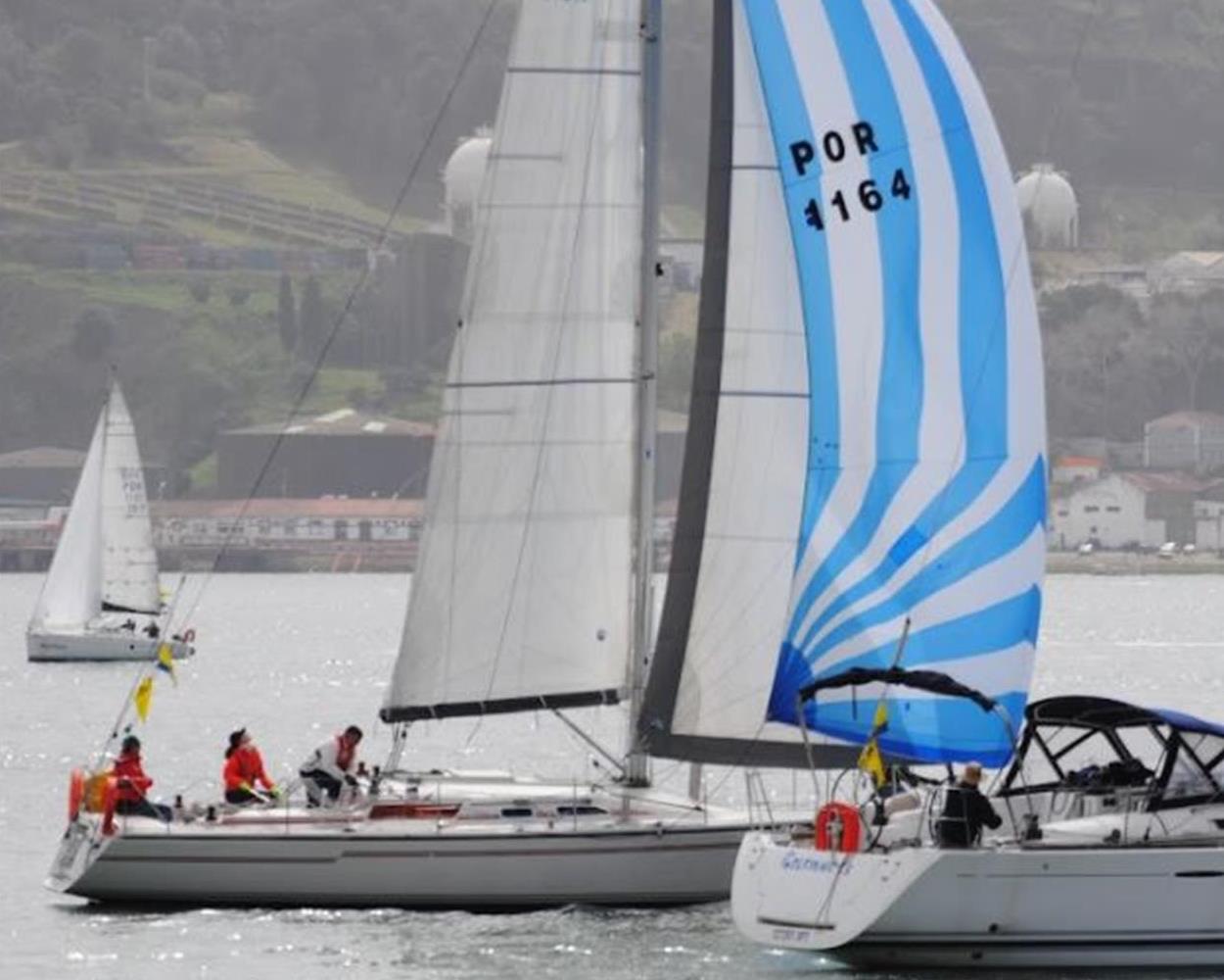 <p>Largada da Regata Trof&eacute;u SAD 2022. Spi I&ccedil;ado no Step In</p>
